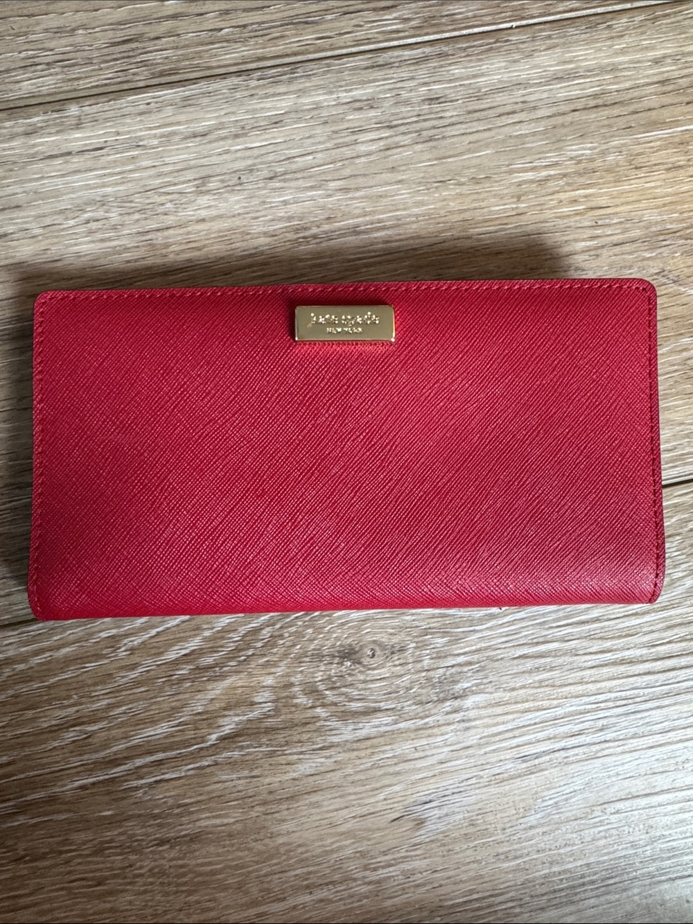 Kate Spade New York Newbury Lane Stacy wallet in geranium red NWOT
